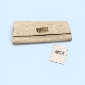 Kate Spade Cyndy Orchard Valley wallet in Sidewalk Gray NWT